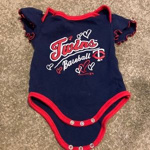 MLB Minnesota Twins onesie 0-3 months